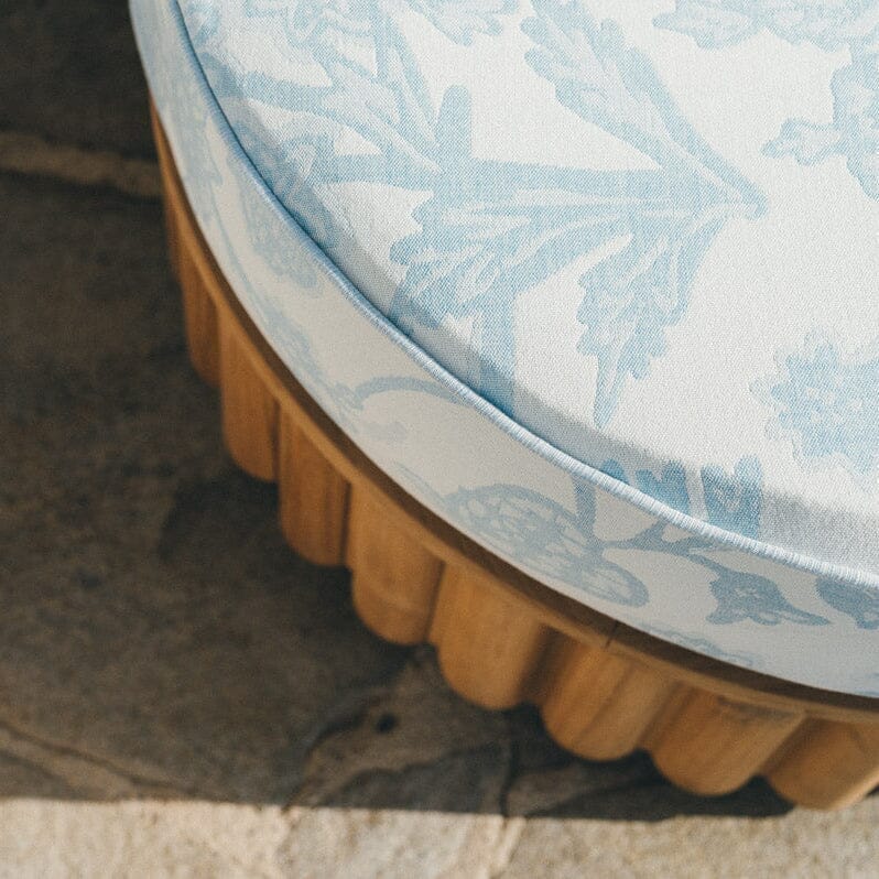 The Daisy Sun Lounger in Hanalei Bay Blue Jacquard | Teakwood Frame - Image 3