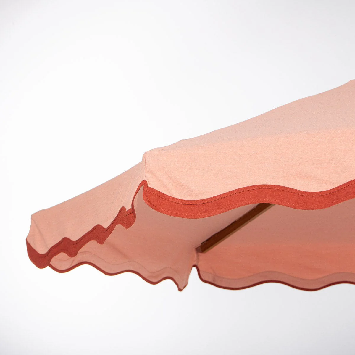 The Resort Market Umbrella in Rivie Pink | Transfer Teak Frame - Image 5