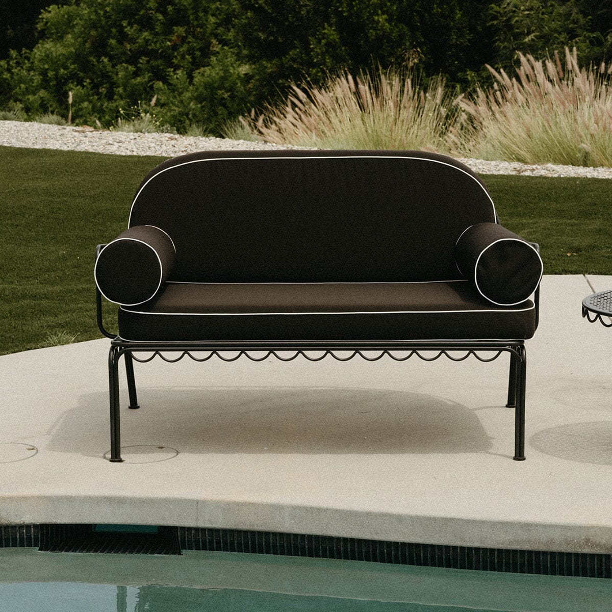 The Al Fresco Love Seat in Rivie Black | Vintage Black Frame - Image 2