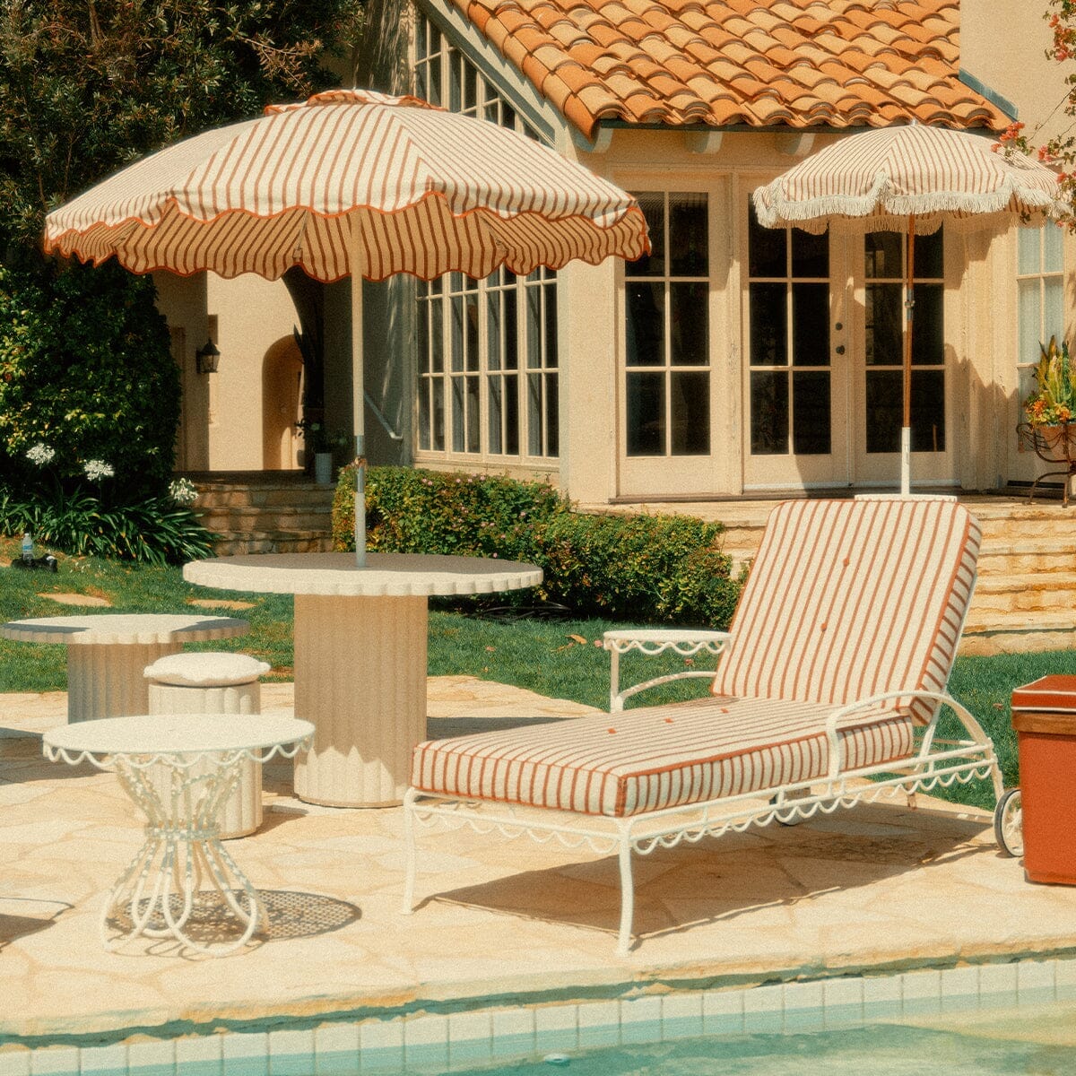 The Al Fresco Sun Lounger in Monaco Le Sirenuse Stripe | Antique White Frame - Image 4
