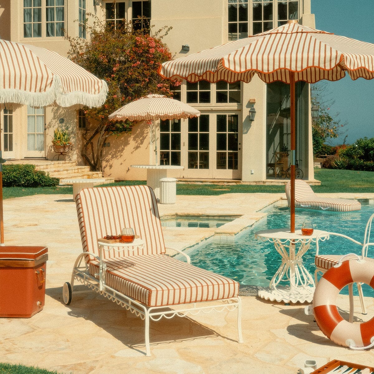 The Al Fresco Sun Lounger in Monaco Le Sirenuse Stripe | Antique White Frame - Image 5