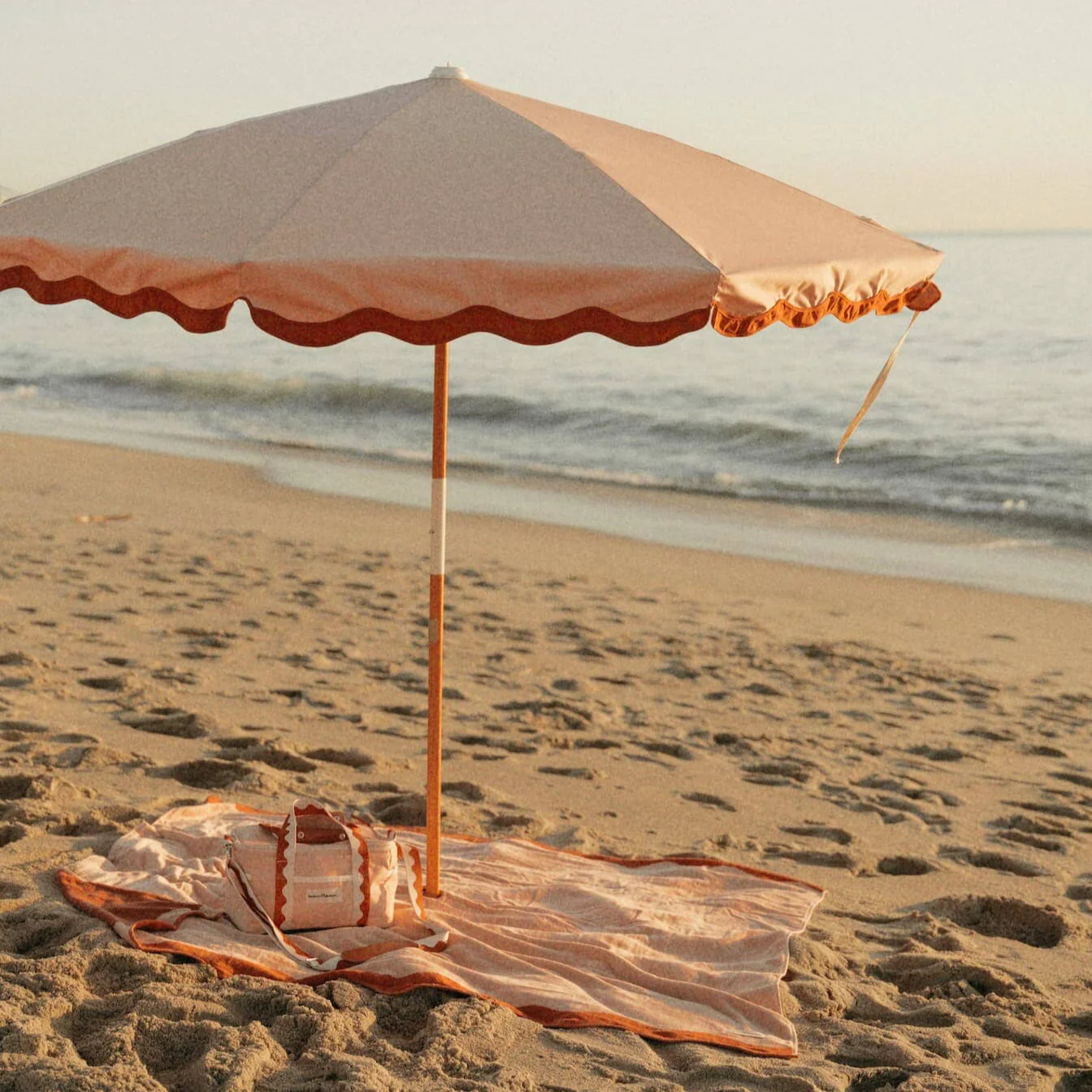 The Beach Blanket - Rivie Pink - Image 4
