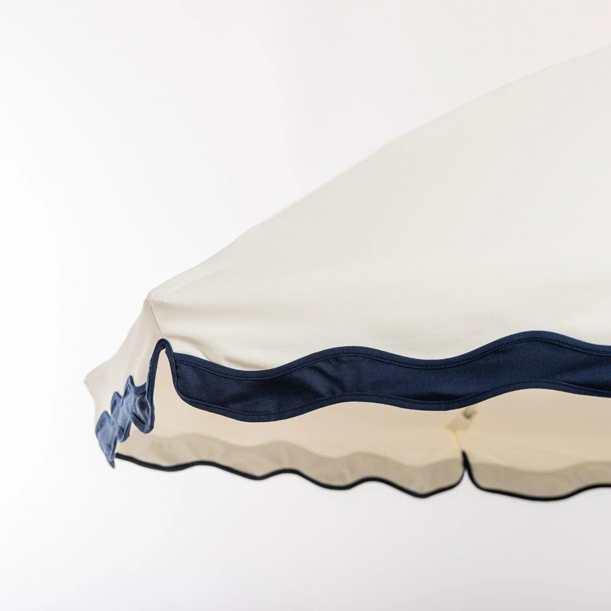 The Club Umbrella - Rivie White - Image 6