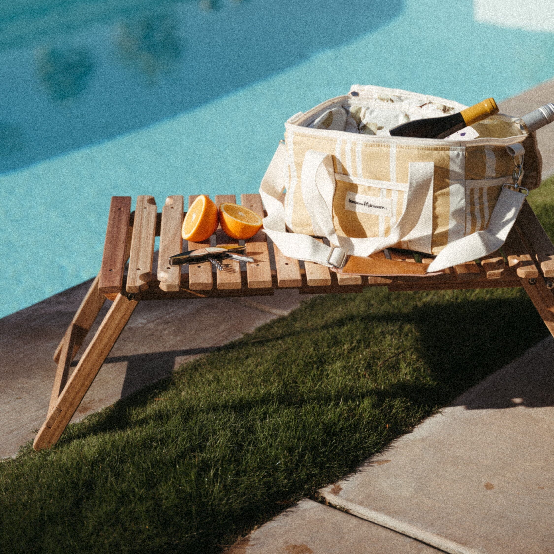 The Folding Picnic Table - Image 9