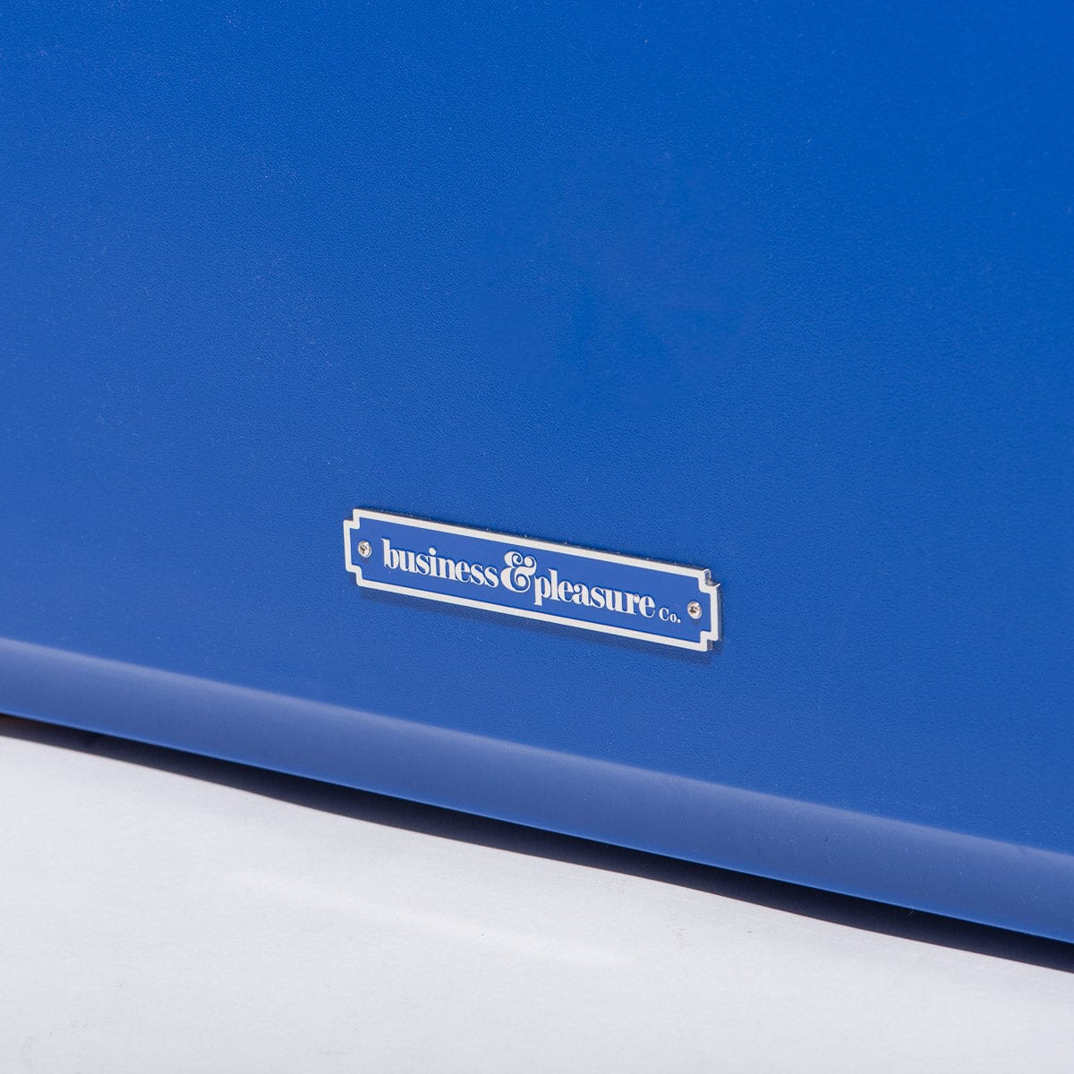 The Hemingway Cooler - Mediterranean Blue - 35 Quarts - Image 5