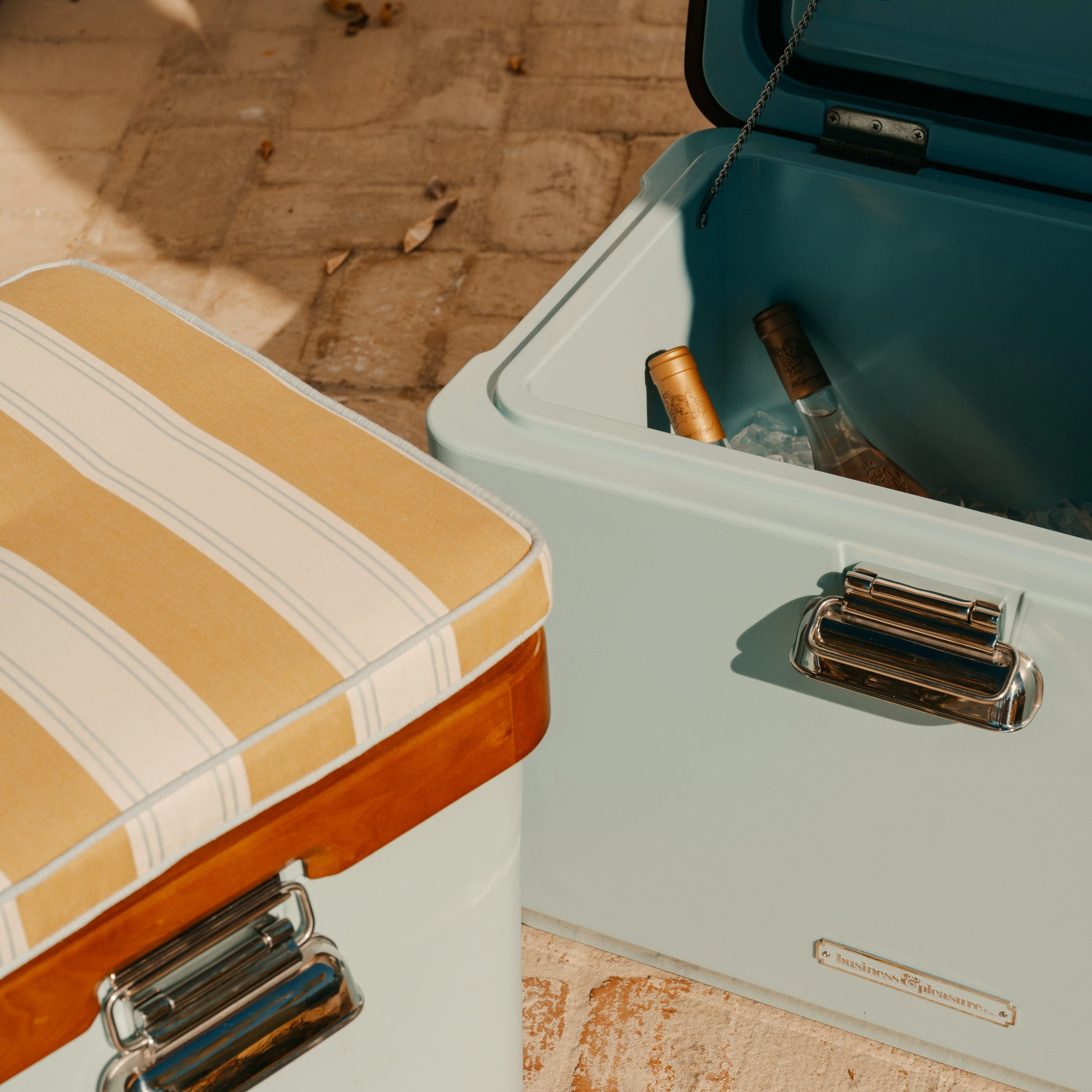 The Hemingway Cooler - Powder Blue - 33 Liters - Image 13