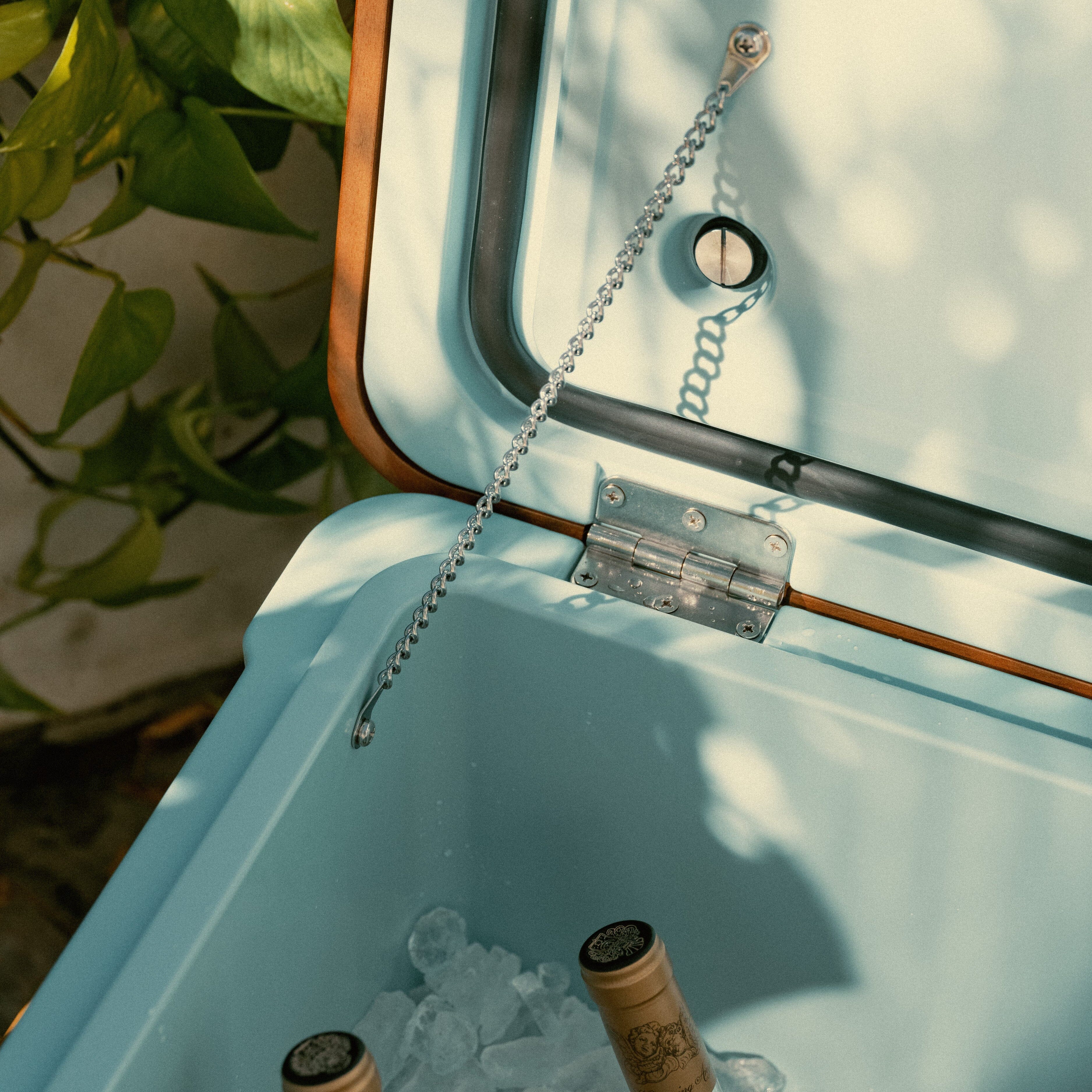 The Hemingway Cooler - Powder Blue - 33 Liters - Image 14