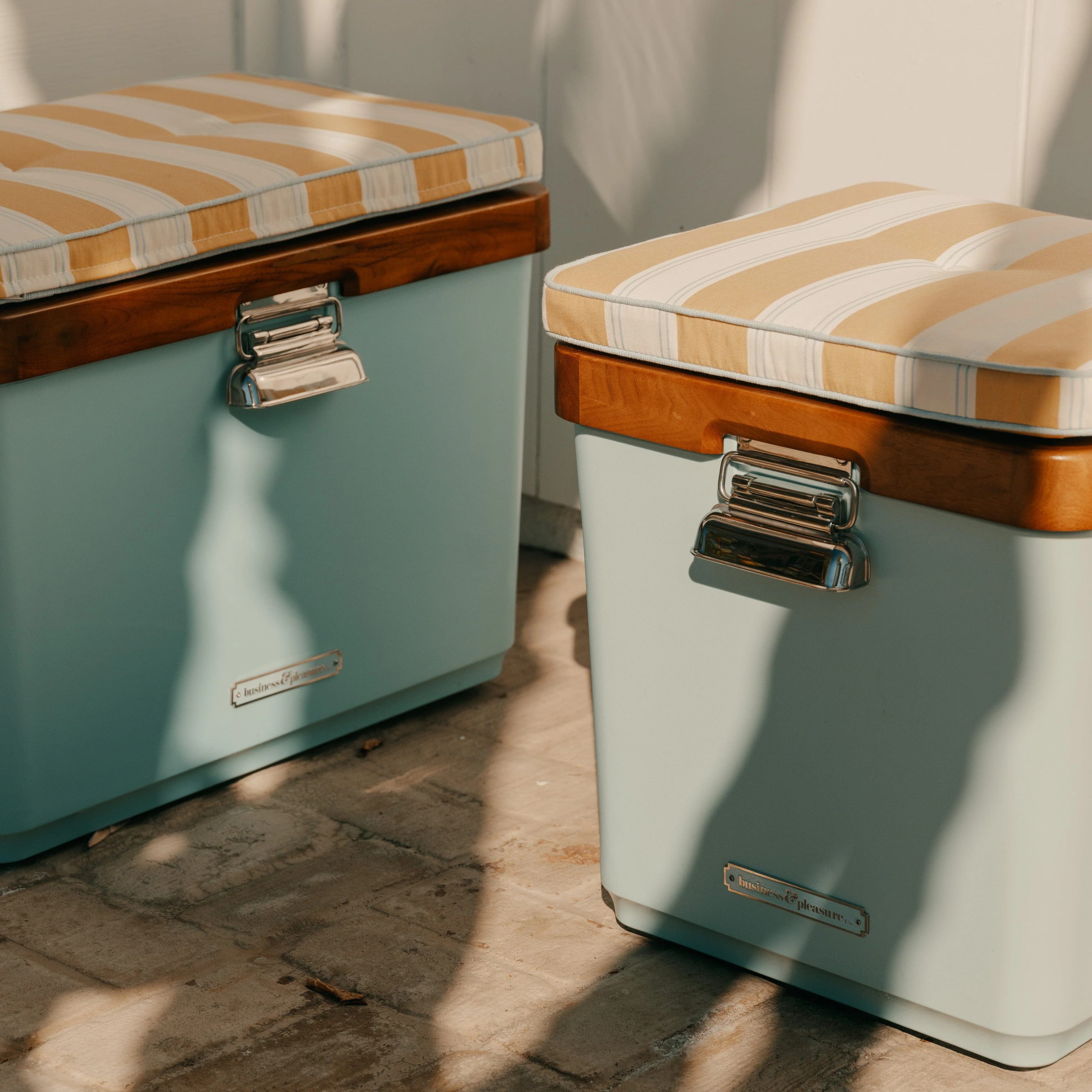 The Hemingway Cooler - Powder Blue - 33 Liters - Image 2