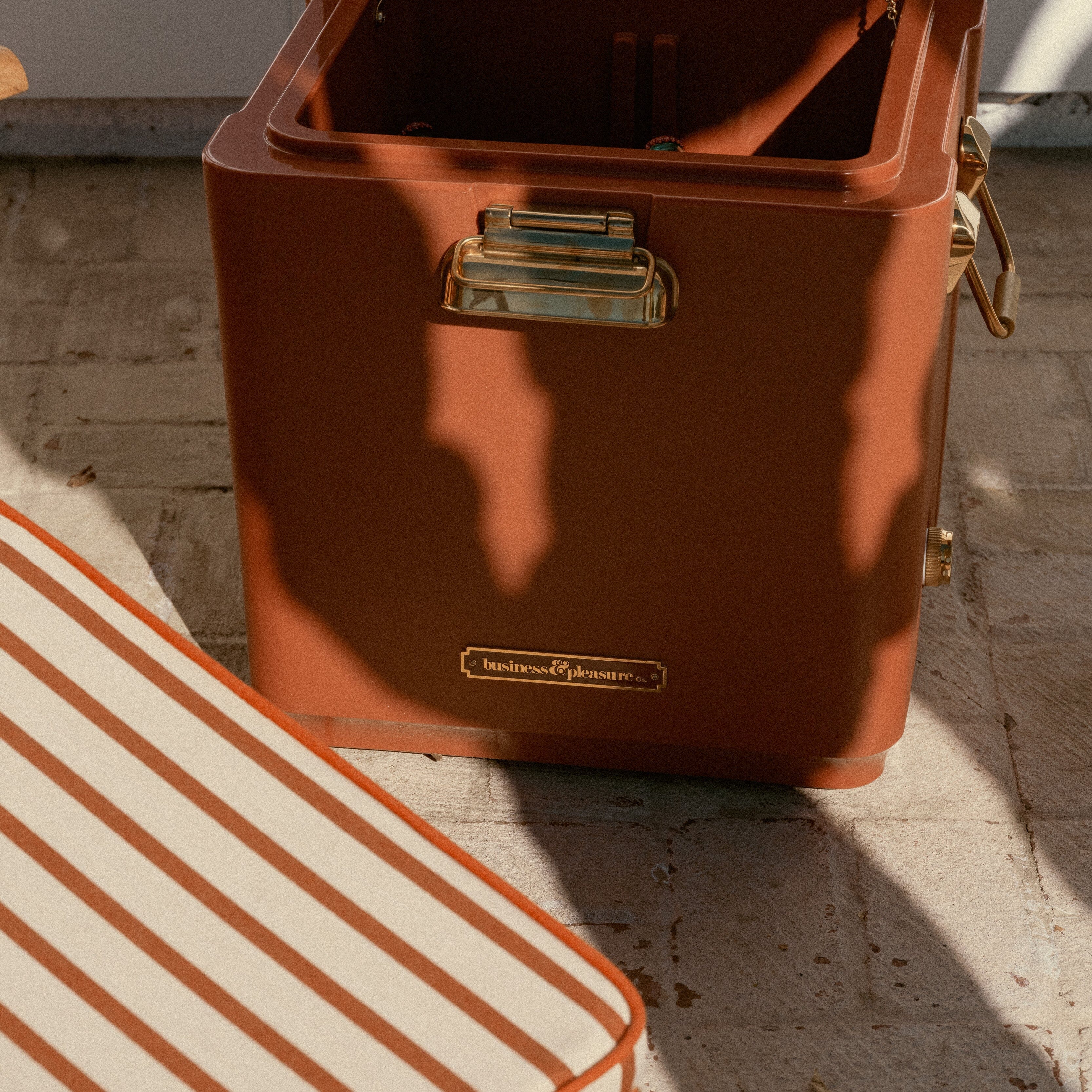 The Hemingway Cooler - Terracotta Red - 35 Quarts - Image 8