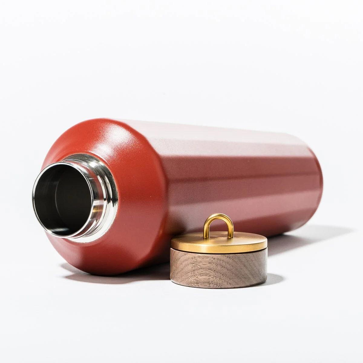 The Hemingway Drinkware - Flask - Terracotta Red - 25 Oz / 750 ML - Image 3