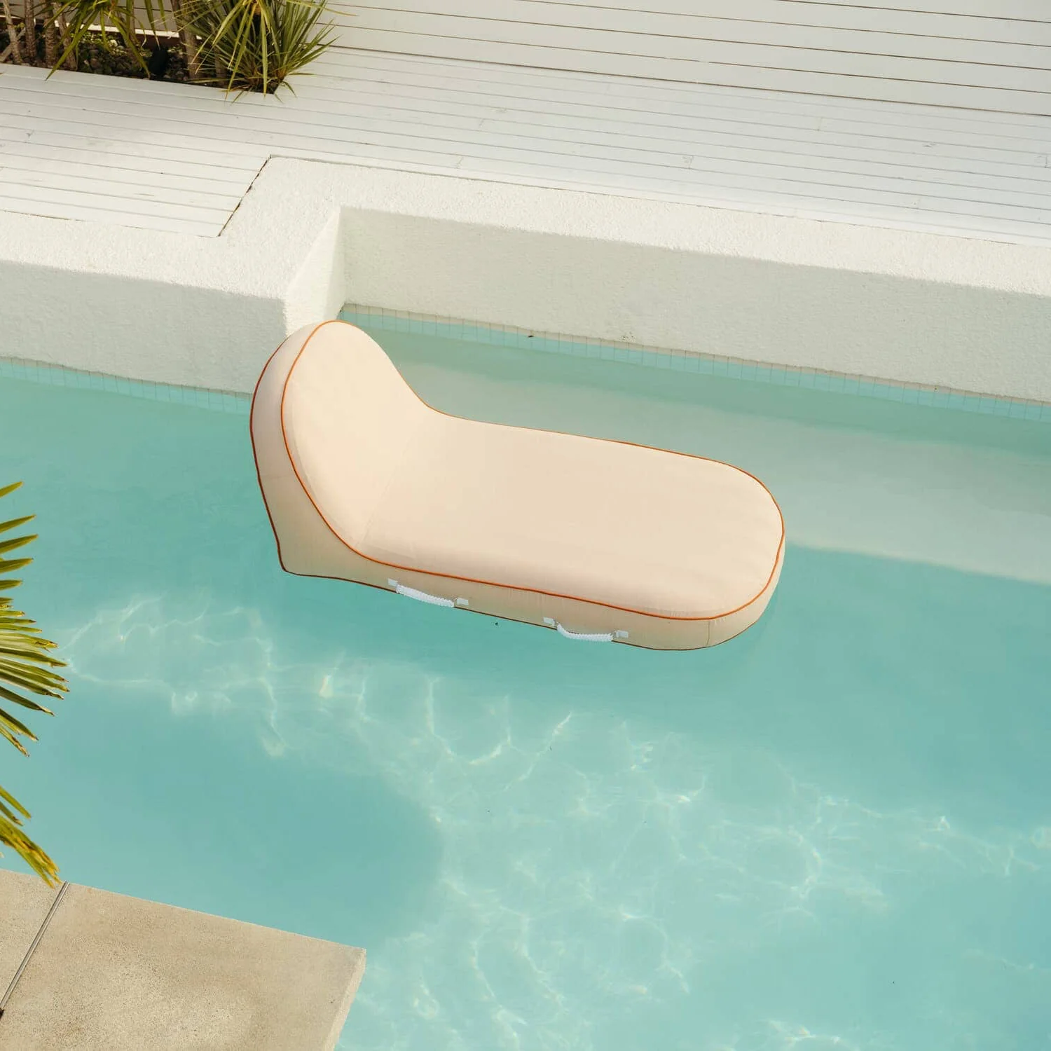 The Pool Lounger - Rivie Pink - Image 6