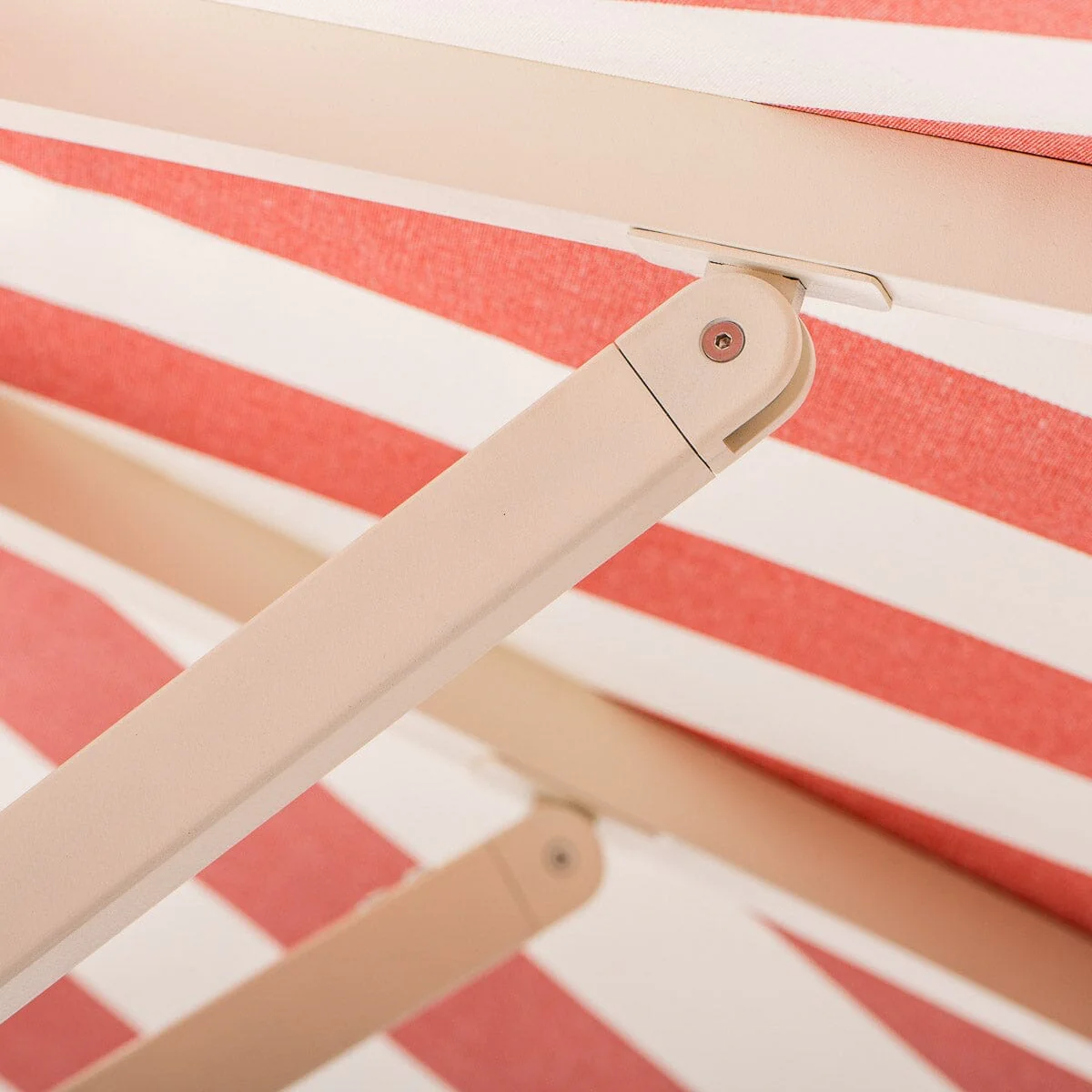 The Resort Market Umbrella in Crew Le Sirenuse Stripe | 10' Antique White Frame - Image 10
