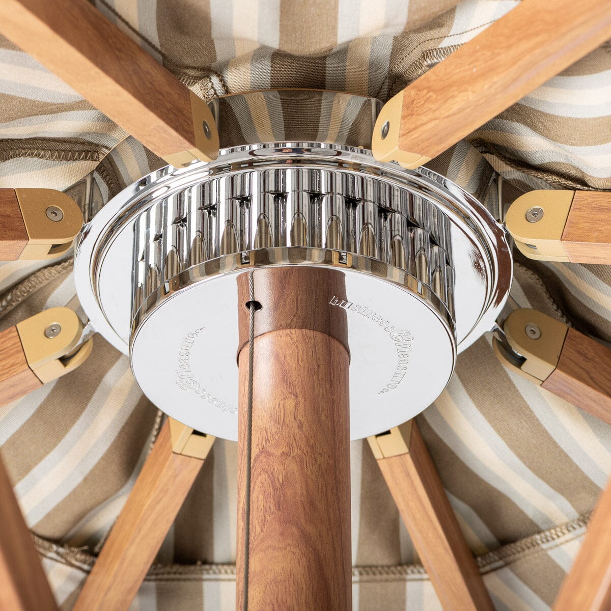 The Resort Market Umbrella x Jenni Kayne & California Stripe - Image 8