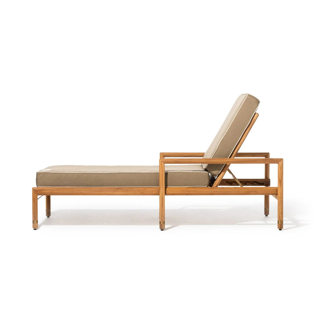 The WES Sun Lounger x Jenni Kayne | Grove - Image 3