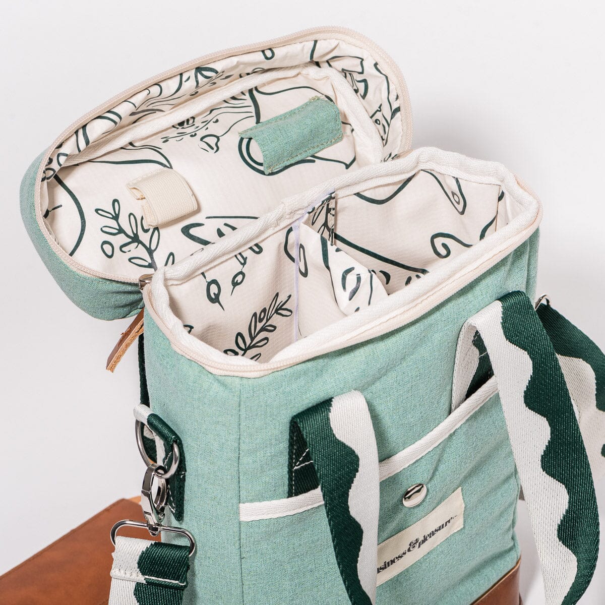 The Wine Cooler Tote Bag - Rivie Green - Image 3