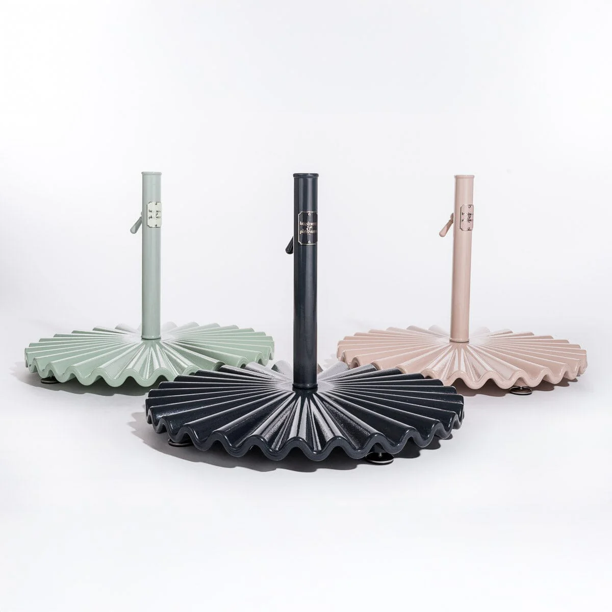 The XL Clamshell Base - 41 kgs - Sage Green - Image 4